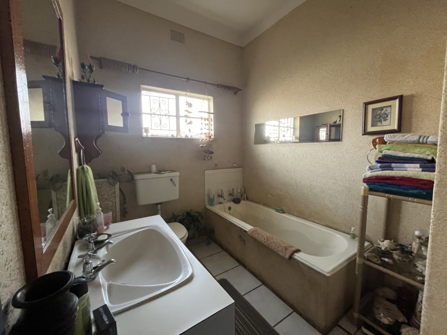 4 Bedroom Property for Sale in Potchefstroom North West